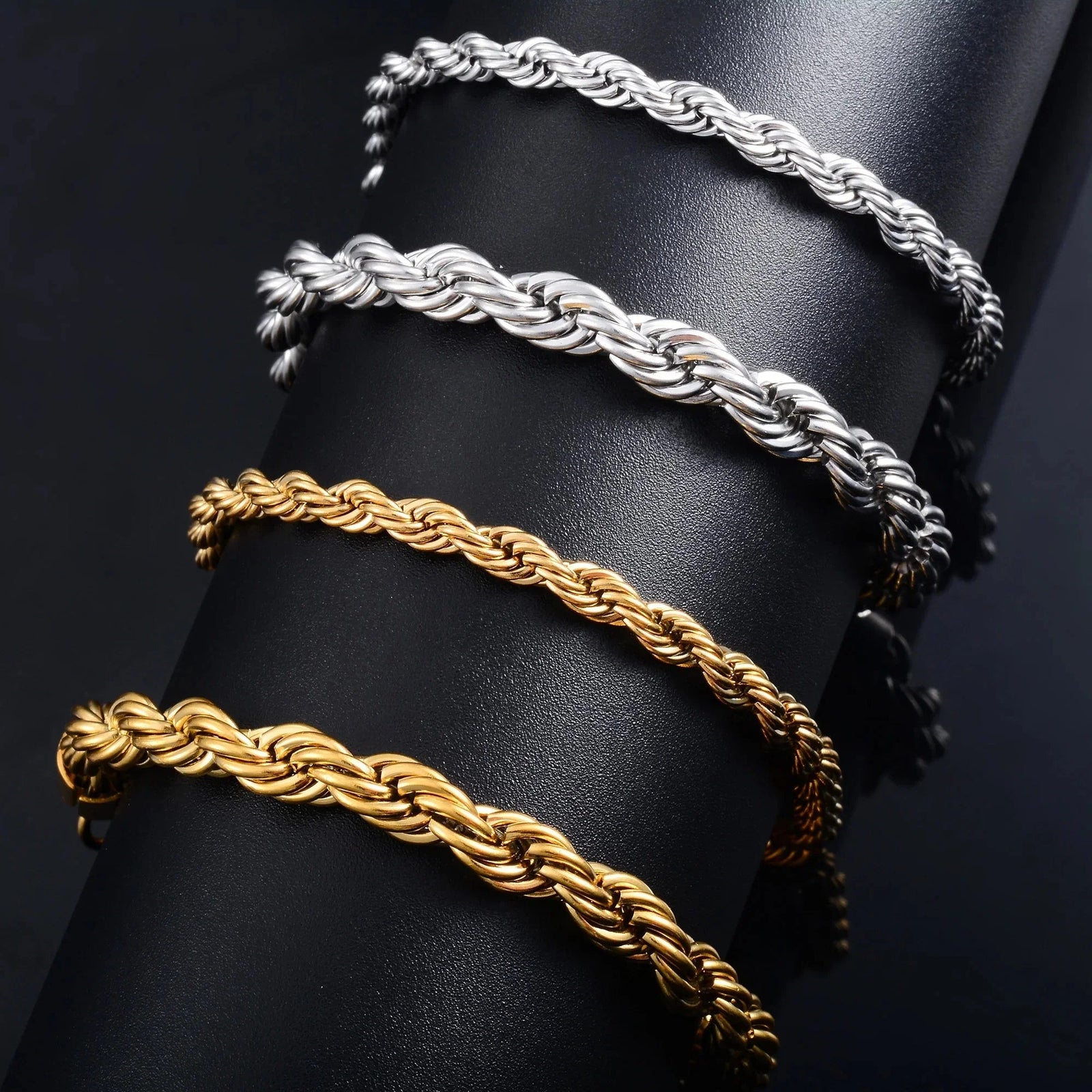 Edge Shine Rope Chain Bracelet